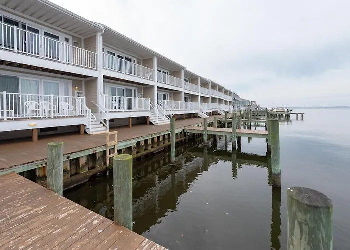 Apartment: Ocean High