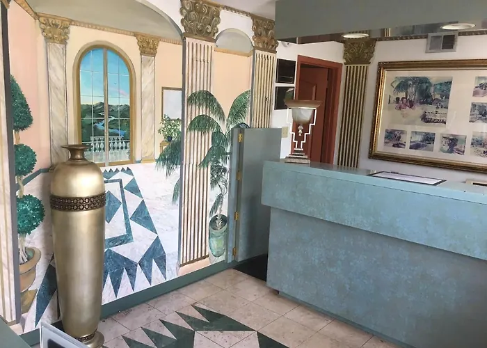 Jacuzzi hotel: Deluxe Inn