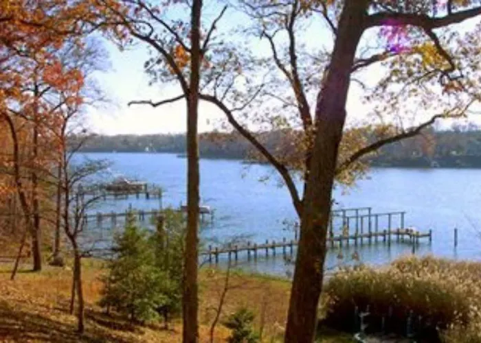 Laurel Grove Inn