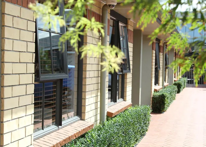 Quantum Lodge Motor Inn