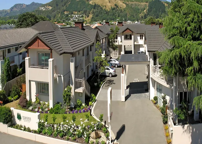 5 star hotel: Cedar Grove Motor Lodge