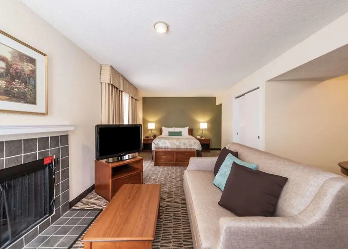 Self catering: Hawthorn Suites Fort Worth University