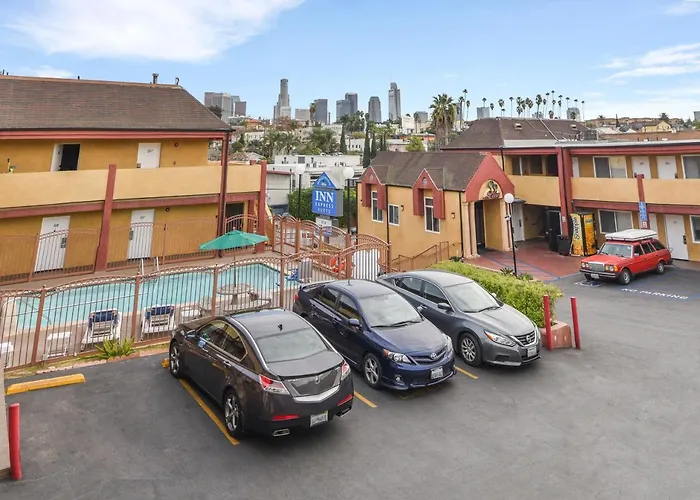 Hollywood Inn Express South