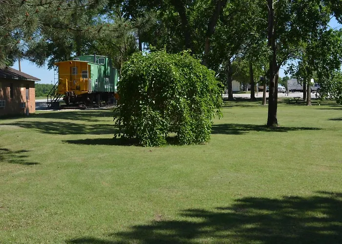The Evergreen Motel In Kansas