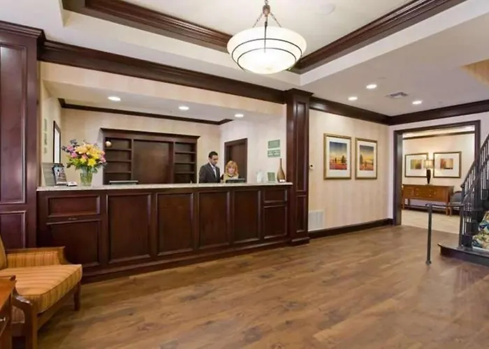 Pet Friendly hotel: Country Inn & Suites By Radisson, San Marcos, Tx